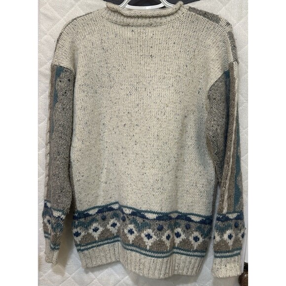 Vintage Ninon de Lenclos Sweater – Wool & Angora Blend, Made in Hong Kong Small - Picture 2 of 4